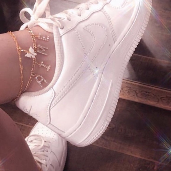 Meet your Posher, CB - Picture 1 of 1